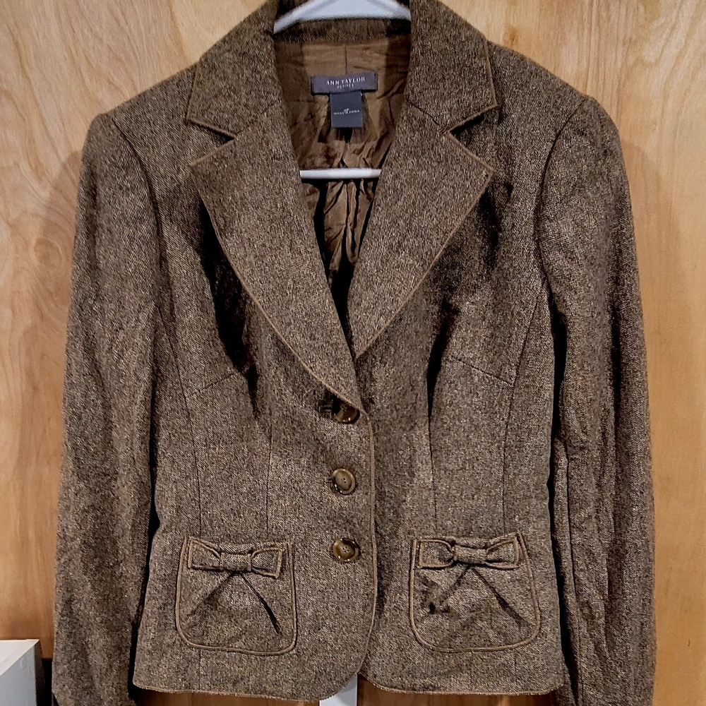 Ann Taylor Brown Textured Blazer